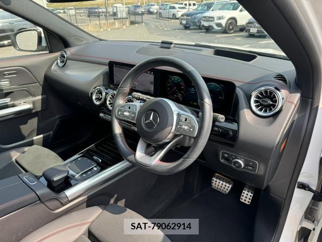 Mercedes Benz EQA 2021-06 210090-10