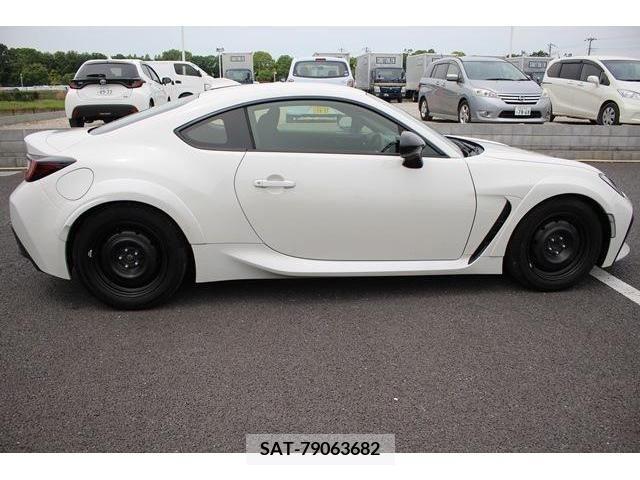 Toyota 86 2022-04 270831-8