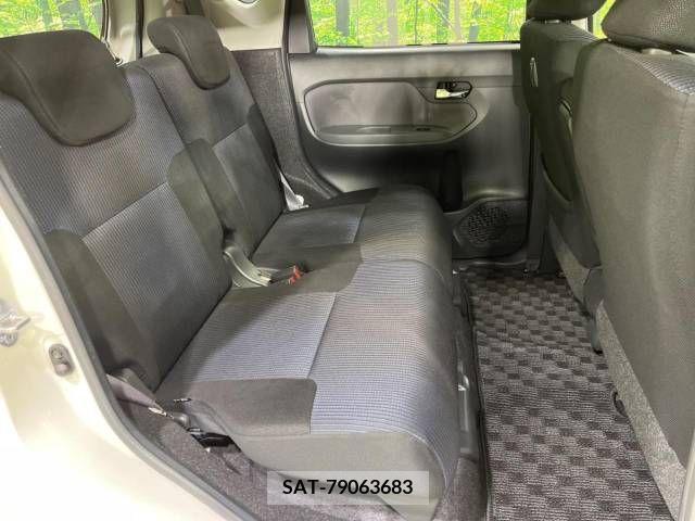 Daihatsu MOVE CUSTOM 2016-03 241088-9
