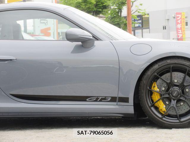 Porsche 911 2023-04 377167-6