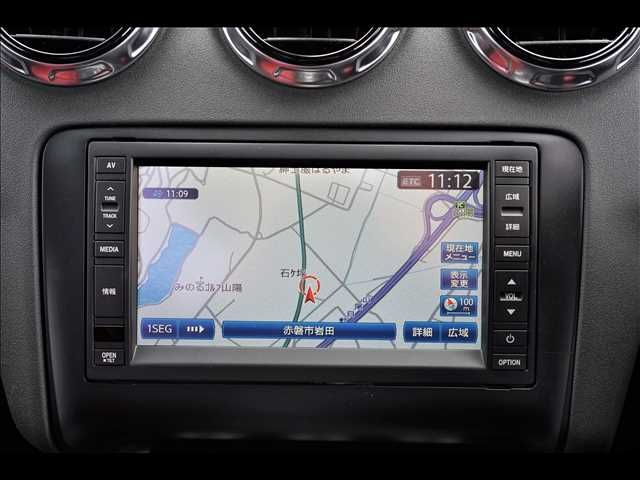 Audi TT 2012-06 8321-14