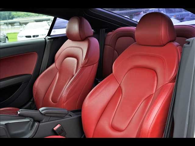Audi TT 2012-06 8321-17