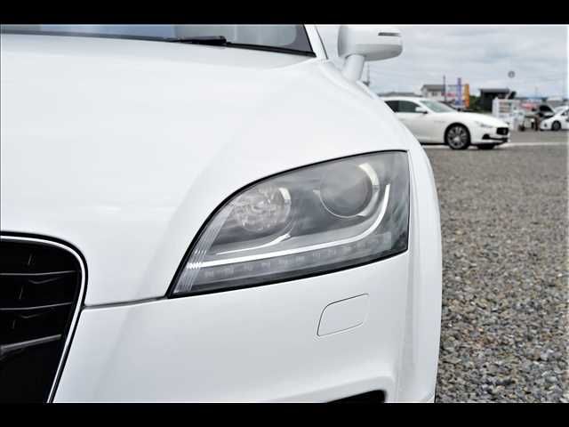 Audi TT 2012-06 8321-20