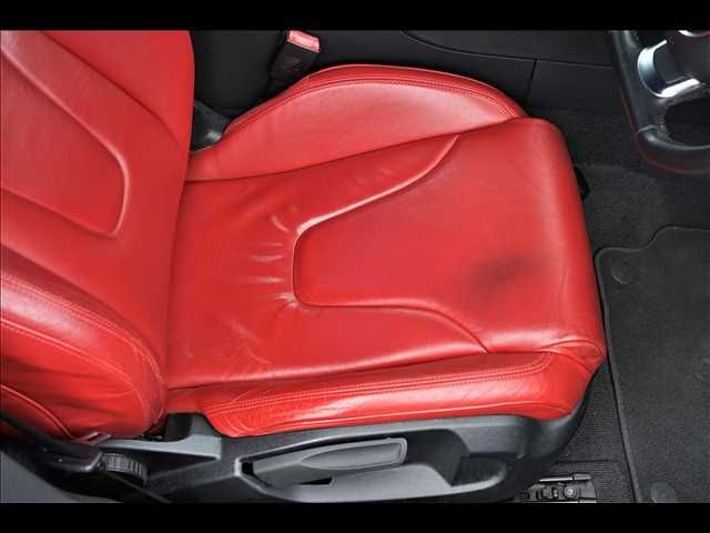 Audi TT 2012-06 8321-16