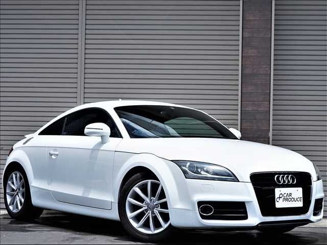 Audi TT 2012-06 8321-0