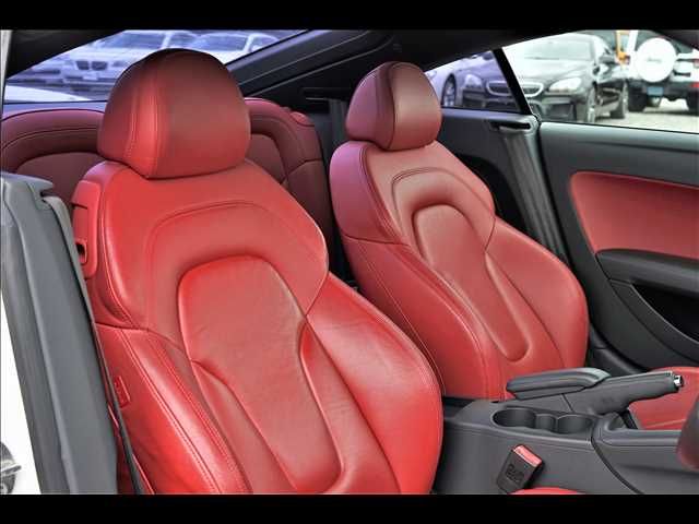 Audi TT 2012-06 8321-15