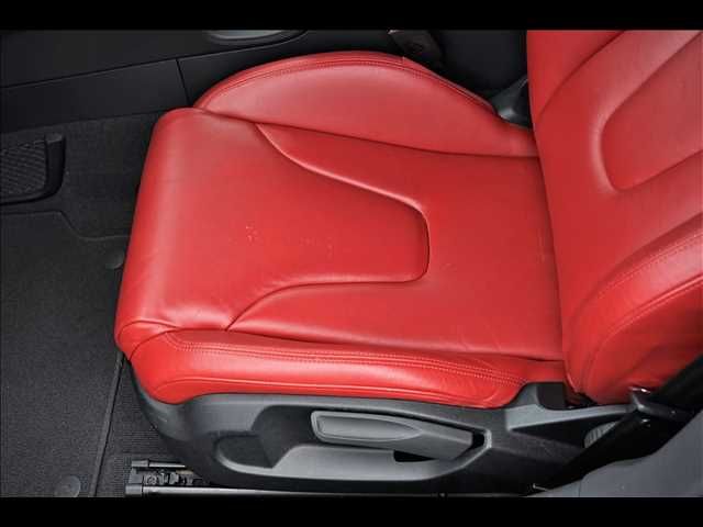 Audi TT 2012-06 8321-18
