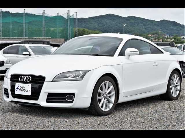 Audi TT 2012-06 8321-5