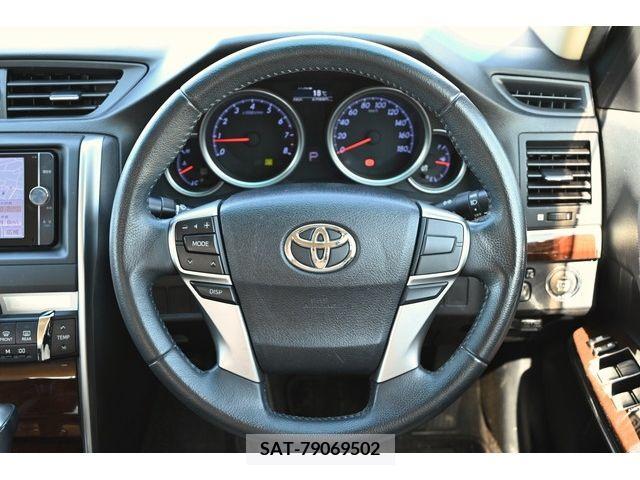 Toyota MARK X 2013-03 276297-17