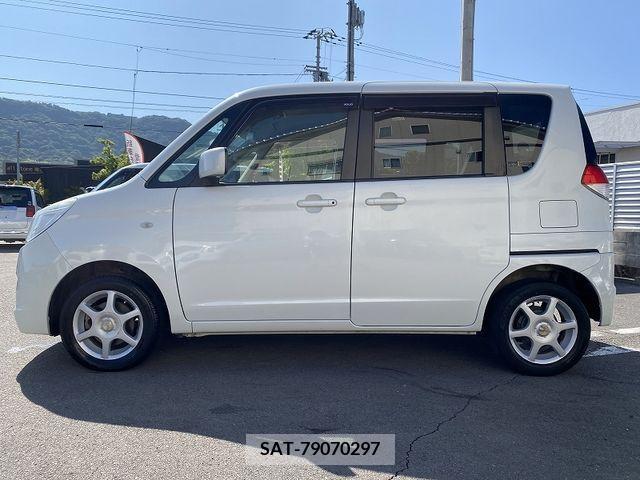 Suzuki SOLIO 2012-06 349043-4