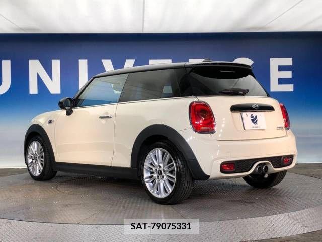 Bmw MINI 2018-04 330746-18