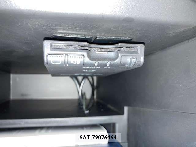 Nissan NOTE 2019-05 305493-14