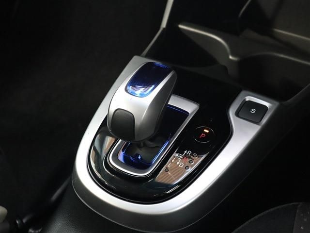 Honda FIT HYBRID 2013-11 185492-14