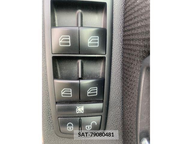 Mercedes Benz B-CLASS 2008-06 212606-12