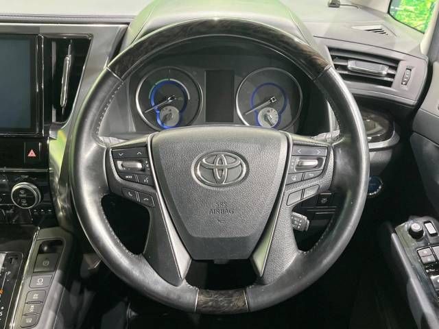 Toyota ALPHARD HYBRID 2017-10 196026-11