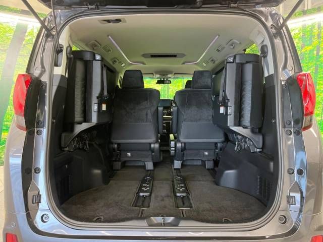 Toyota ALPHARD HYBRID 2017-10 196026-10