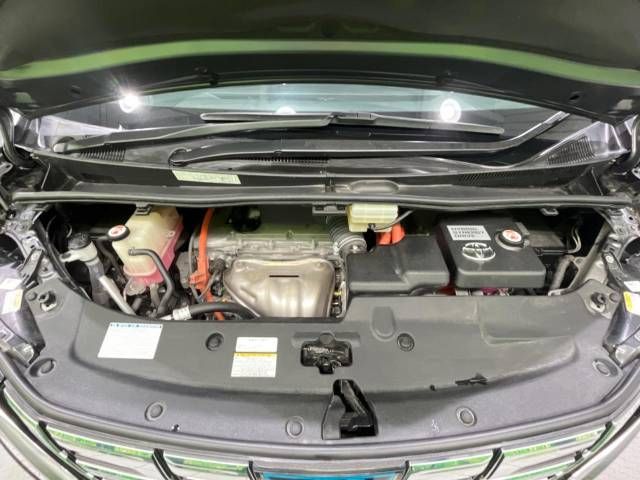 Toyota ALPHARD HYBRID 2017-10 196026-18