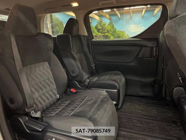 Toyota ALPHARD 2018-07 378354-9