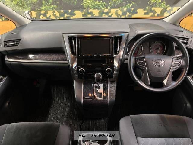 Toyota ALPHARD 2018-07 378354-1