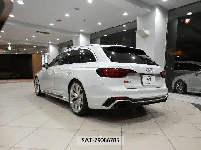 Audi RS4 2019-02 339968-2