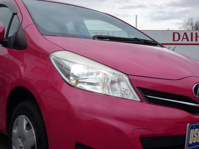 Toyota VITZ 2011-03 473-16
