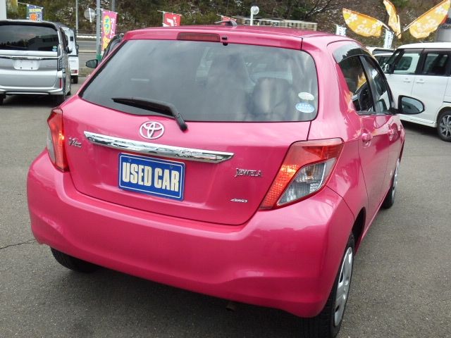 Toyota VITZ 2011-03 473-4
