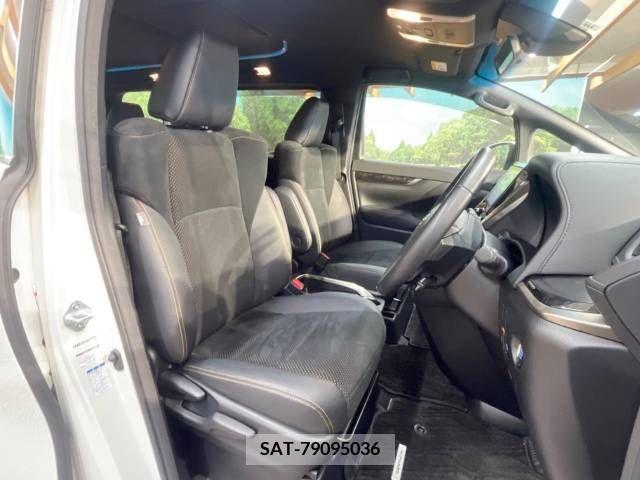 Toyota ALPHARD 2021-08 377292-8