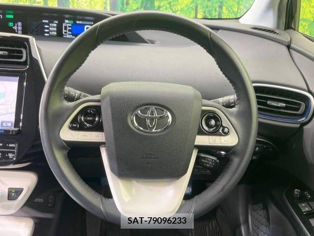 Toyota PRIUS 2016-05 380541-11