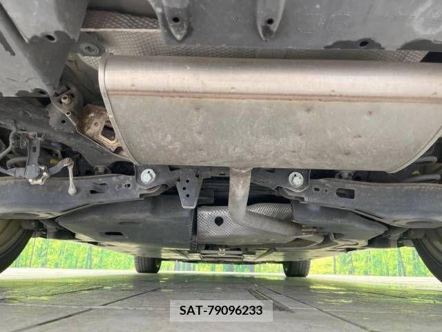 Toyota PRIUS 2016-05 380541-19