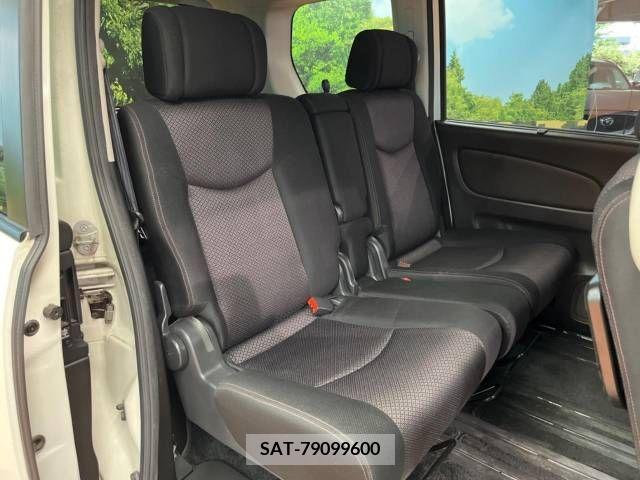 Nissan SERENA 2011-12 324898-9