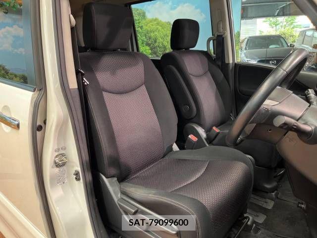 Nissan SERENA 2011-12 324898-8