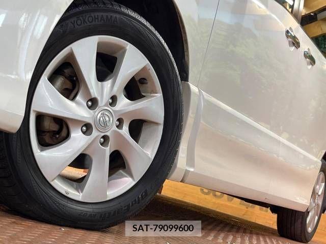 Nissan SERENA 2011-12 324898-14