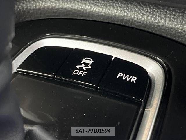 Toyota COROLLA CROSS 2023-04 264630-7