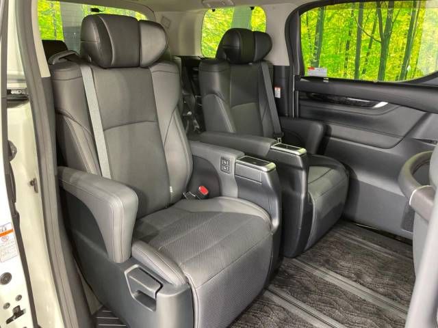 Toyota ALPHARD 2020-11 18032-11