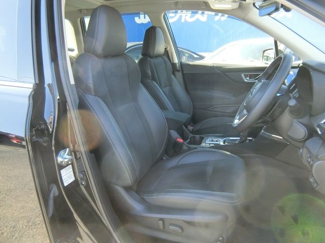 Subaru FORESTER 2022-07 183047-6
