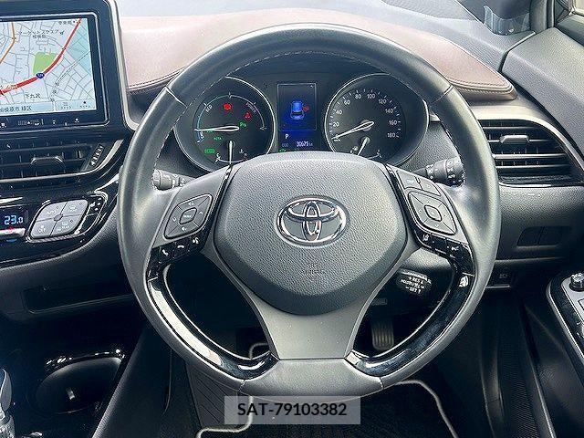 Toyota C-HR 2018-03 357795-13