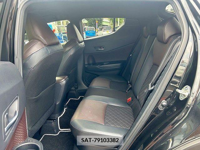 Toyota C-HR 2018-03 357795-12
