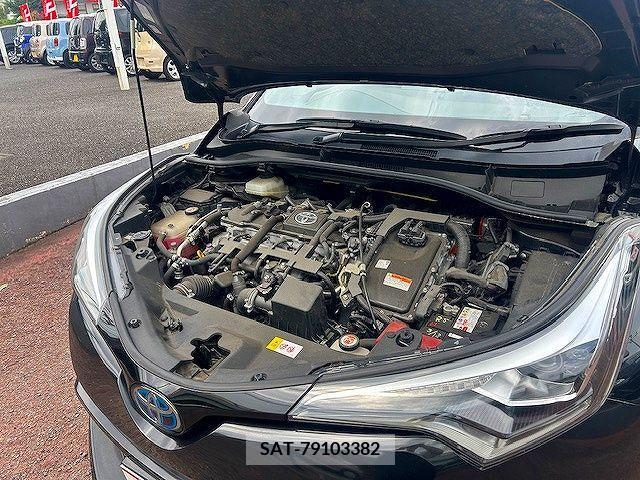 Toyota C-HR 2018-03 357795-27