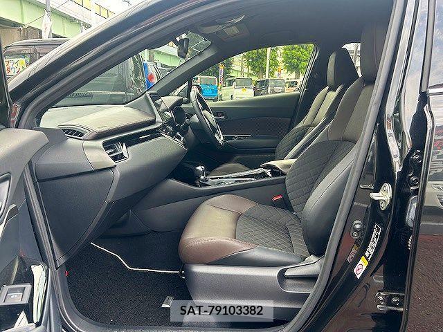 Toyota C-HR 2018-03 357795-18