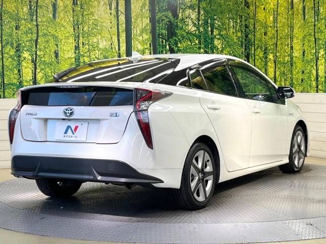 Toyota PRIUS 2017-11 196010-17