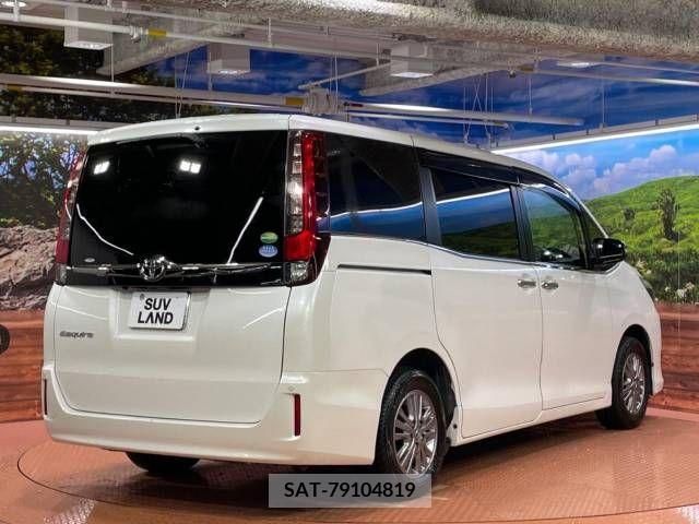 Toyota ESQUIRE 2016-12 268568-17