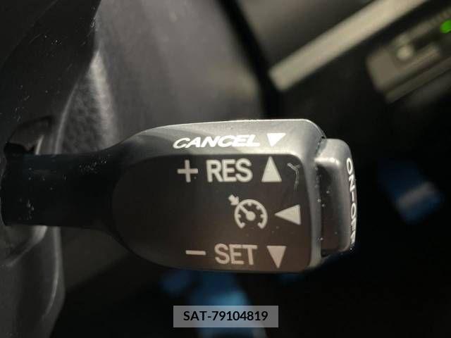 Toyota ESQUIRE 2016-12 268568-6
