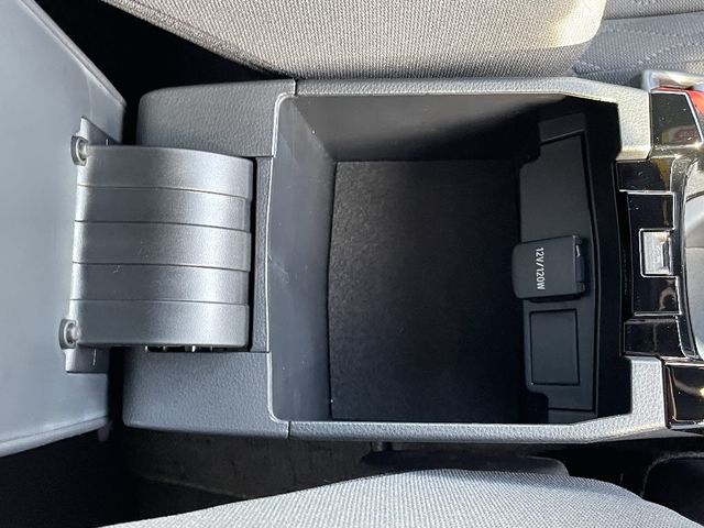 Toyota COROLLA CROSS 2022-11 11717-18