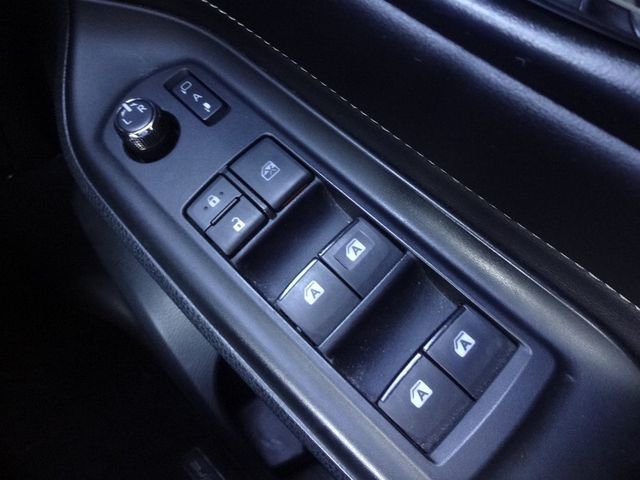 Toyota ESQUIRE 2016-03 28917-19