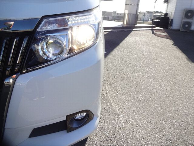 Toyota ESQUIRE 2016-03 28917-26