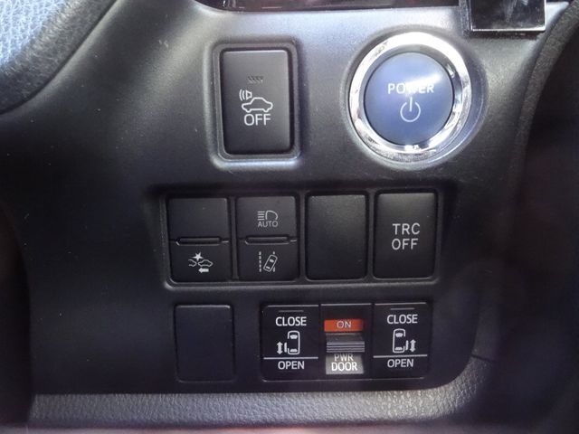 Toyota ESQUIRE 2016-03 28917-20
