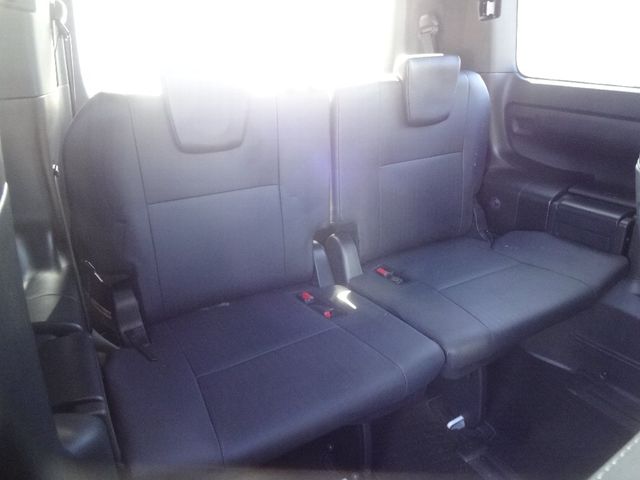 Toyota ESQUIRE 2016-03 28917-8