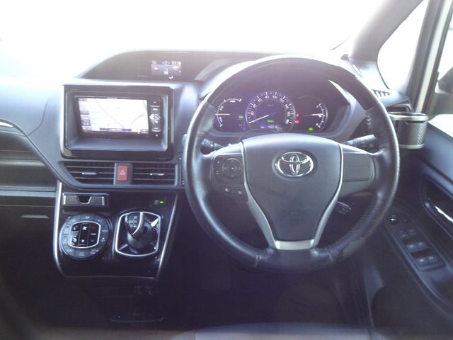 Toyota ESQUIRE 2016-03 28917-11