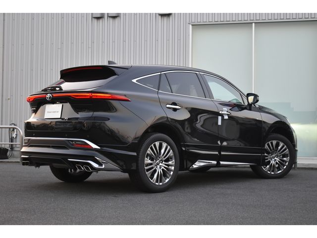 Toyota HARRIER 2023-03 185452-1