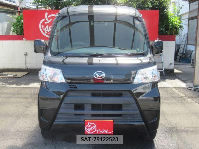 Daihatsu HIJET CARGO 2017-12 271818-10
